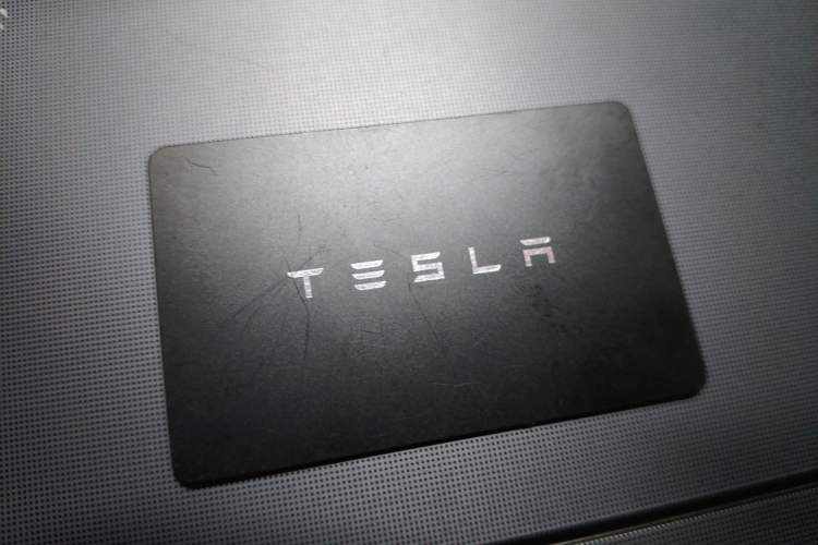 Used Tesla Model 3 2023 Long-Range All-Wheel-Drive Version