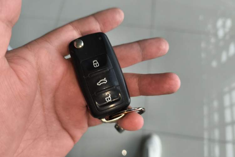 Used Volkswagen Polo 2016 1.4L Automatic Trendy Model Vehicle Key