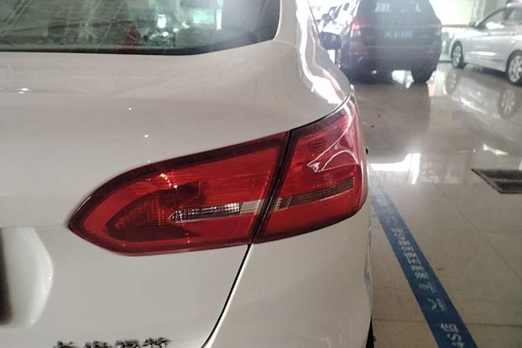 Used Ford Focus 2017 Sedan 1.6L Manual Comfort Plus SmartDrive Edition