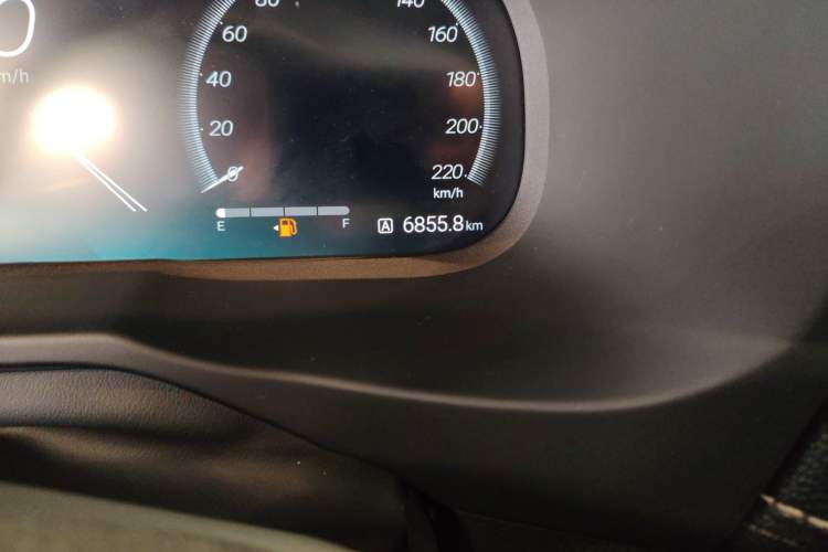 Used Toyota Wildlander 2023 2.0L CVT Two-Wheel Drive Luxury PLUS Edition Odometer Close Up