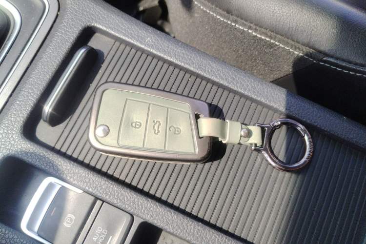 Used Volkswagen Golf 2014 1.4TSI Automatic Luxury Model Vehicle Key