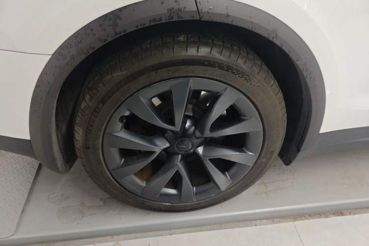 Used Tesla Model X 2023 Dual-Motor All-Wheel-Drive Version
