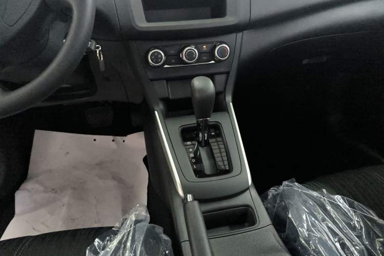 Used Nissan Sylphy 2024 Facelifted Three Classic 1.6XE CVT Comfort Edition Gear Lever