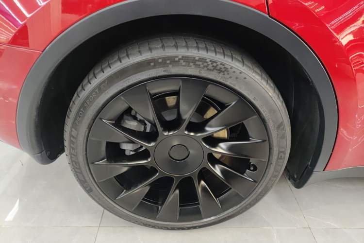 Used Tesla Model Y 2022 Rear-Wheel-Drive Version
