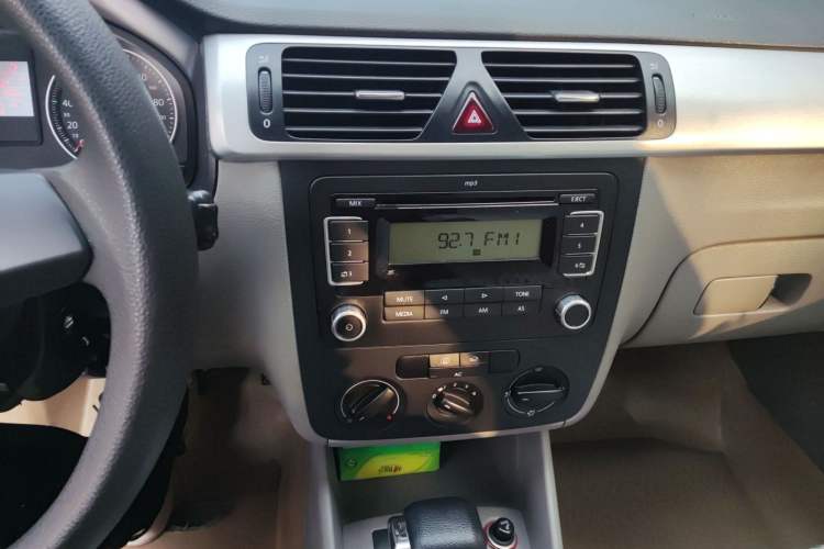 Used Volkswagen Bora 2012 1.6L Automatic Fashion Edition
