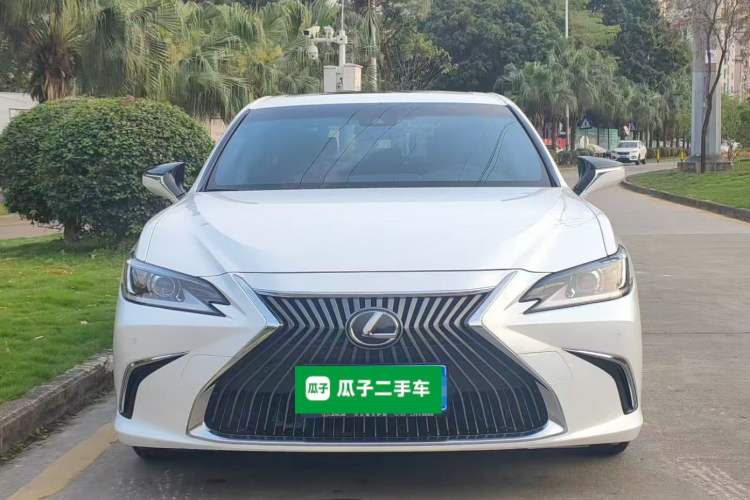 Used Lexus ES 2020 200 Excellence Edition