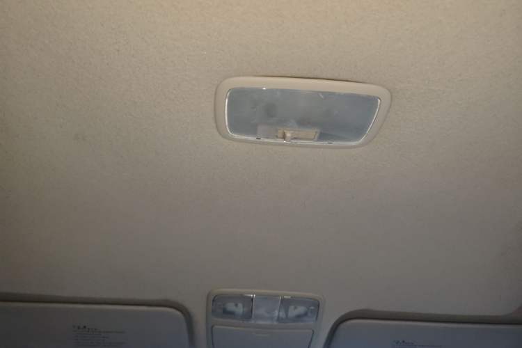 Used Hyundai Celesta 2011 1.6L Manual Comfort Edition
