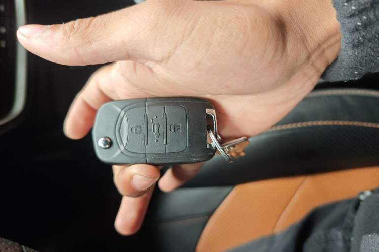 Used Wuling Hongguang S3 2019 1.5L Manual Comfort Model China VI Standard
