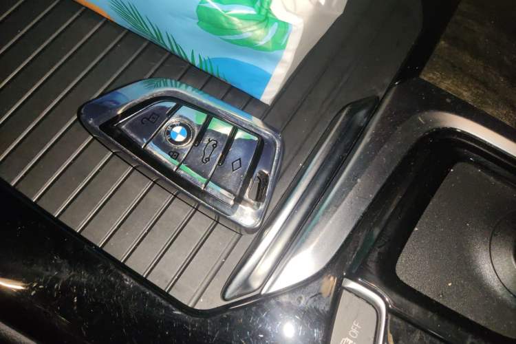 Used BMW X3 2020 xDrive30i Luxury Model with M Sport Package Vehicle Key