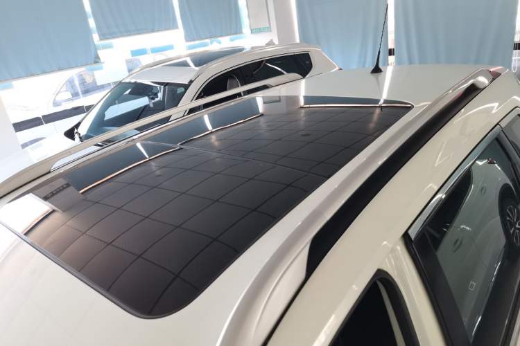 Used Nissan X-Trail 2015 2.5L CVT Leading MAX Edition 4WD