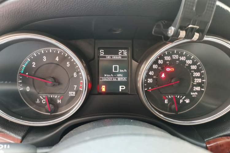 Used Jeep Grand Cherokee 2011 Revised 3.6L Luxury Navigation Edition