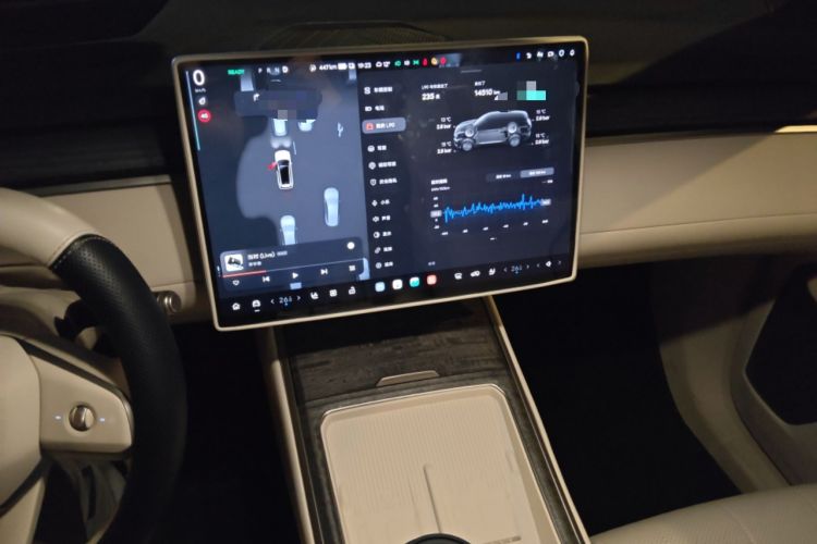 Used ONVO Luxeed L90 2025 Model—Ultra Six-Seater Version