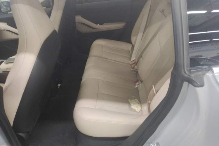 Used Nio ET5T 2023 75 kWh Touring Left Rear Seat