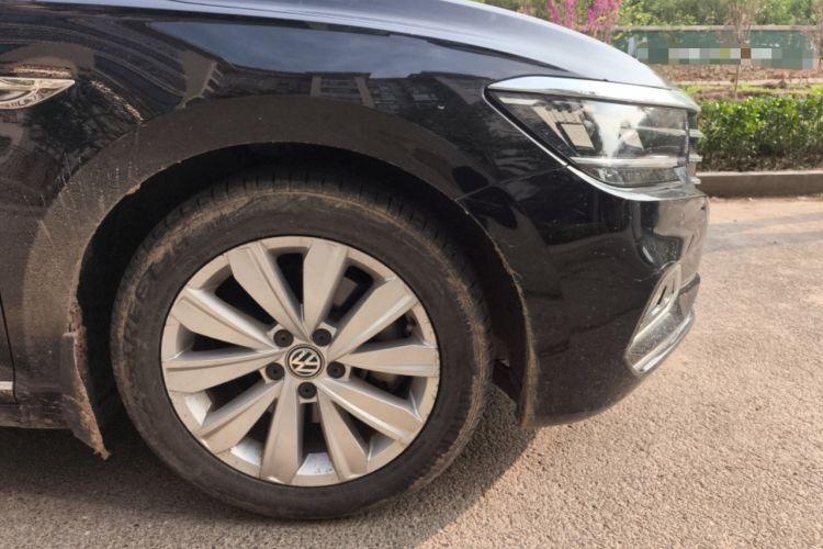 Used Volkswagen Passat 2019 330TSI Elite Edition China V Standard Right Front Wheel Hub