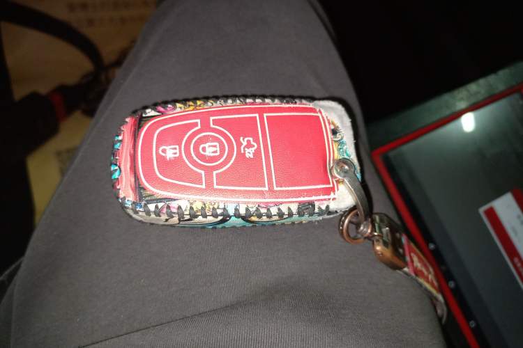 Used Ford Mondeo 2017 EcoBoost 200 Stylish Model Interior 1