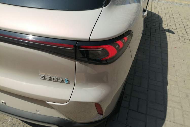 Used Wuling Bingo S 2025 Model 325km Deluxe Edition
