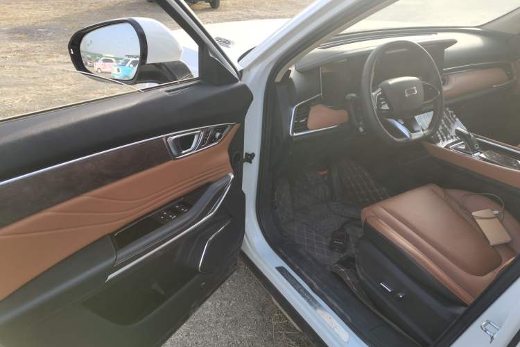 Used Bestune T99 2023 2.0T Automatic Prestige Edition
