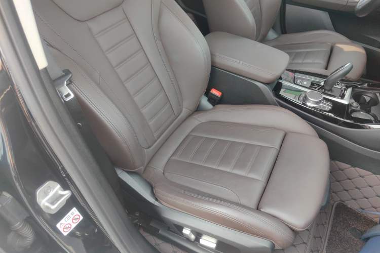 Used BMW X3 2021 xDrive30i Luxury Model with M Sport Package
