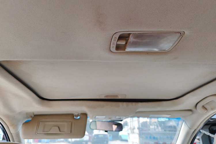 Used Dongfeng Aeolus A60 2014 1.6L Manual Luxury Model