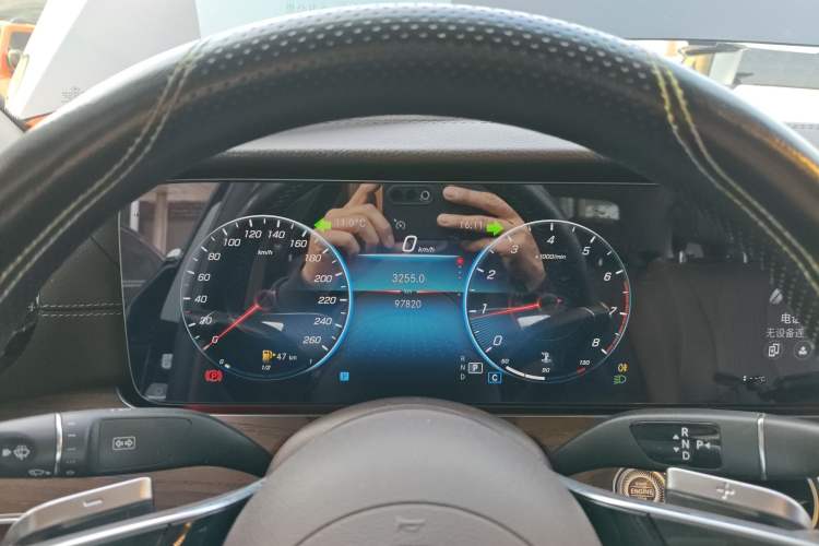 Used Mercedes-Benz E-Class 2022 Second Facelift E 300 L Fashion Edition
