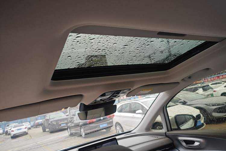 Used Roewe iMAX8 New Energy 2025 1.5T DMH Lu Zun Deluxe Edition Headliner