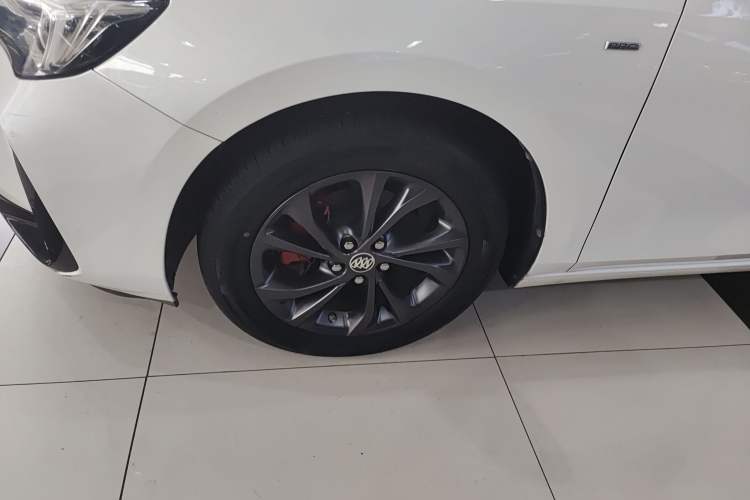 Used Buick Verano 2023 Pro GS Hunter Wind Edition