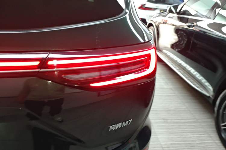 Used Hima AITO M7 2024 1.5T Intelligent Driving 4WD Max Edition 5 Seats
