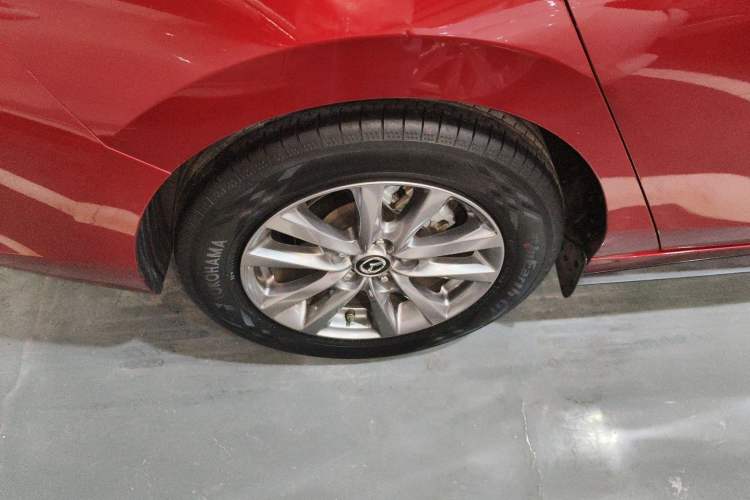 Used Mazda 3 Axela 2020 1.5L Automatic Luxury Version
