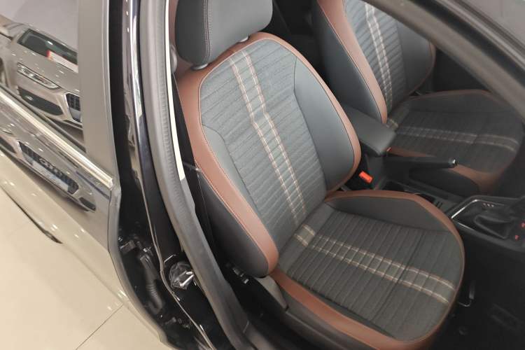 Used Volkswagen Lavida 2019 Lavida Start 1.5L Automatic Comfort Edition China VI Standard Right Front Seat