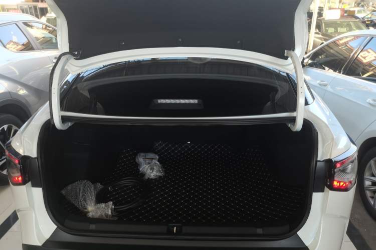 Used Toyota bZ3 2023 517 km Elite PRO
