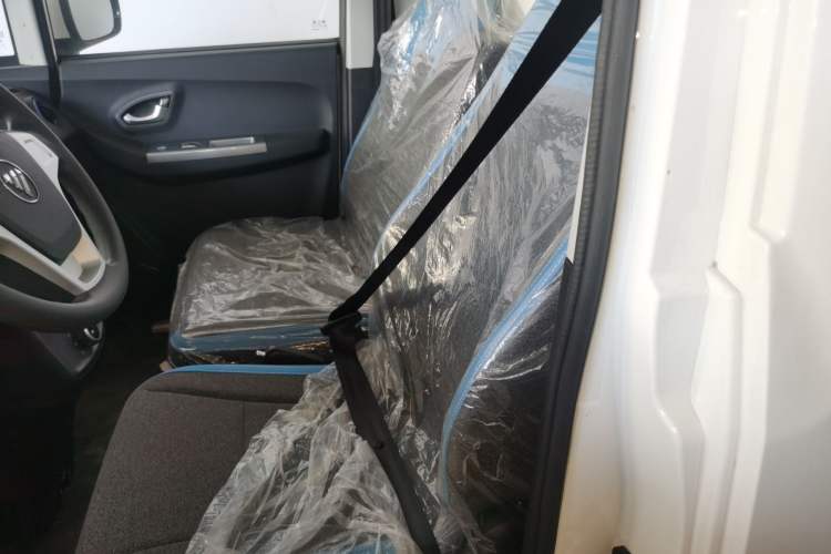 Used Foton Intelligent Blue Elf E7 2024 All-Electric Van Flat Roof 2 Seats EVE Energy 41.86 kWh
