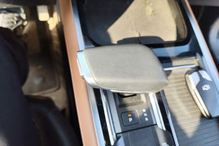 Used CHANGAN NEVO Q05 2024 All-New Flavorful Edition 125 Flagship Model - CATL
