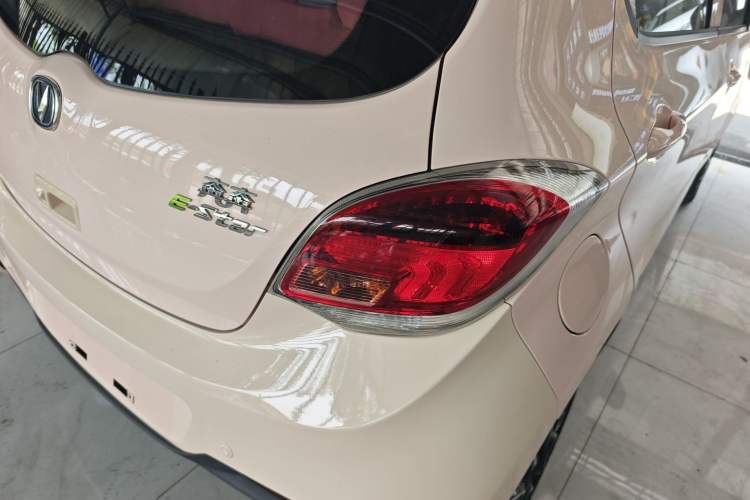Used CHANGAN Benni E-Star 2021 National Edition Colorful Version Lithium Iron Phosphate (31.86 kWh)