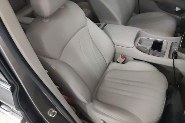 Used Roewe iMAX8 New Energy 2025 1.5T DMH Lu Zun Deluxe Edition
