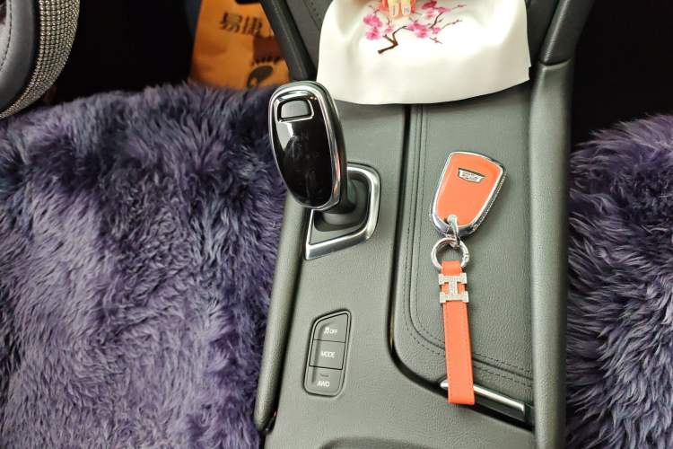 Used Cadillac XT5 2018 28T Four-Wheel Drive Luxury Model
