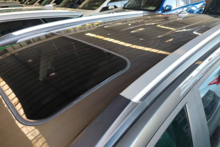 Used Haval M6 2021 PLUS 1.5T DCT Prestige Smart Connectivity Model
