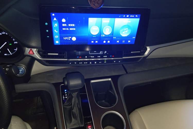 Used Toyota SIENNA 2023 2.5L Hybrid Comfort Edition
