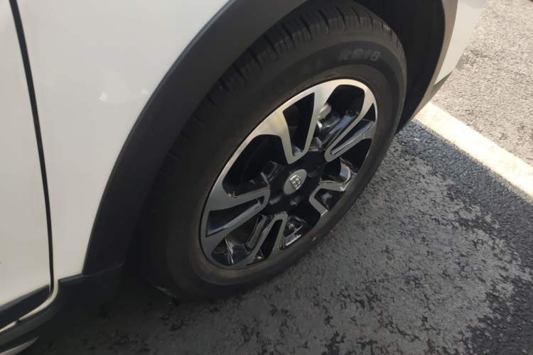 Used Geely Auto Vision X3 2017 1.5L Automatic Elite Model
