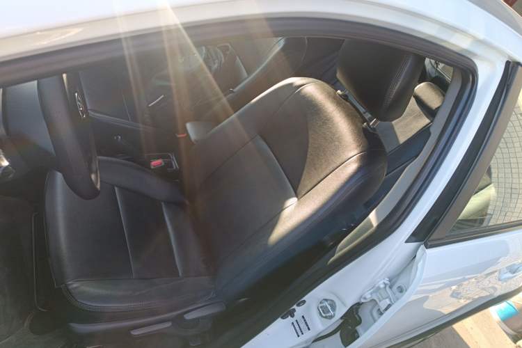 Used Toyota YARiS L Zhi Xuan 2021 X-Trail 1.5L CVT Leading Edition
