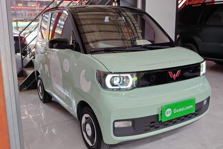 Used Wuling Hongguang MINIEV 2021 Macaron Premium Model – Lithium Iron Phosphate Exterior 1