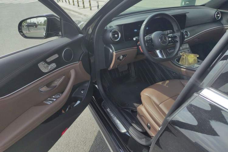 Used Mercedes-Benz E-Class 2021 Restyled E 300 L Sporty and Stylish Edition
