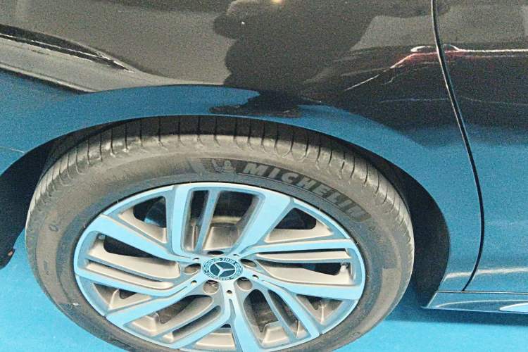 Used Mercedes-Benz E-Class 2024 Refresh E 300 L Stylish Edition Right Rear Wheel Hub