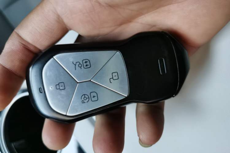 Used XPeng P7 2023 P7i 702 Max Vehicle Key