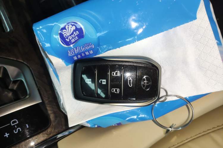 Used Toyota Alphard 2020 Dual-Engine 2.5L Prestige Edition
