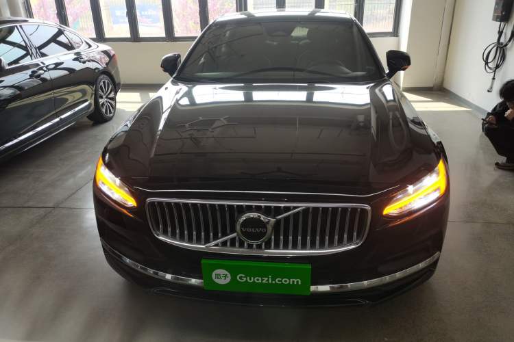 Used Volvo S90 2023 B5 Zhiyuan Luxury Edition