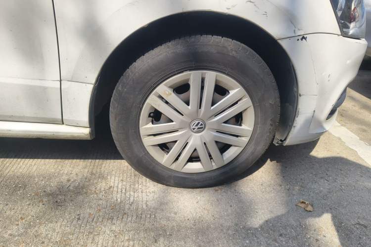 Used Volkswagen Polo 2014 1.4L Manual Fashion Edition
