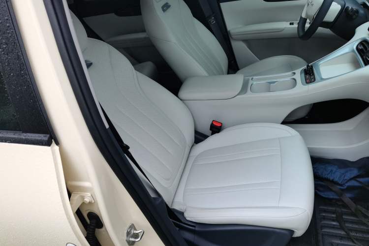 Used Geely Galaxy Geome 2025 310km Youth Edition Right Front Seat