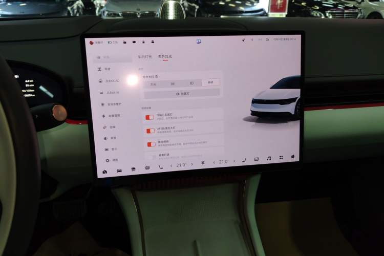 Used Zeekr 007 2025 Four-Wheel Drive Intelligent Driving Version 75 kWh Audio And AC Panel