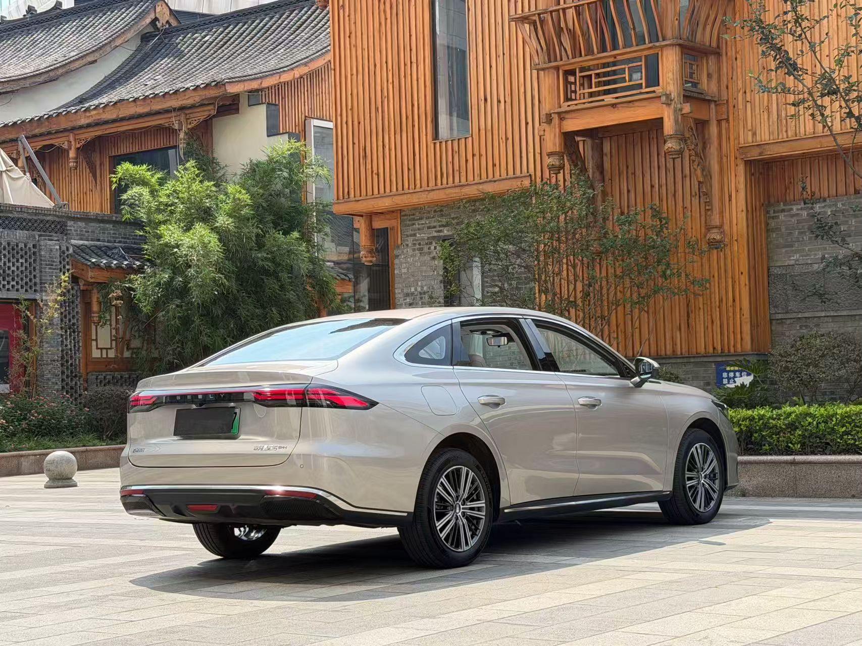 Geely Galaxy Stellar 6 2026 Model 125km Exploration+ Edition — снимка 6