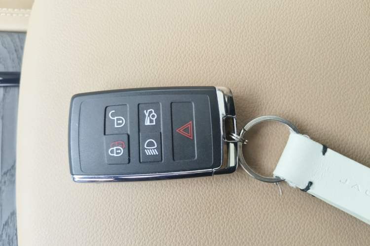 Used Jaguar XFL 2024 2.0T P250 Two-Wheel Drive Prestige Luxury Edition
